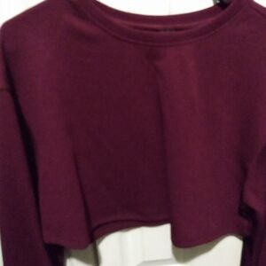 Shein burgundy cropped long sleeve size m
